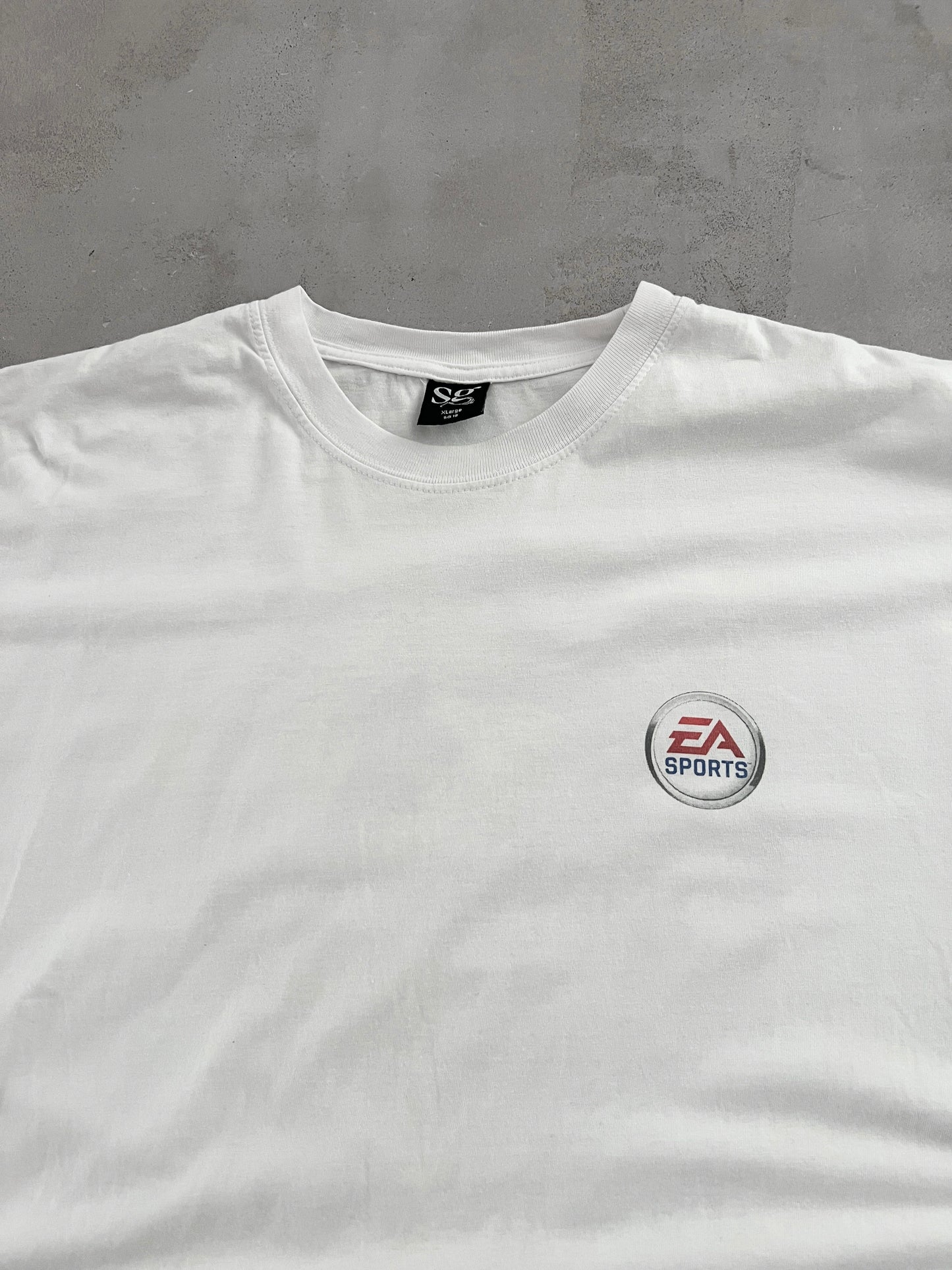 WHITE EA SPORTS PROMO TEE - 2000S - XL
