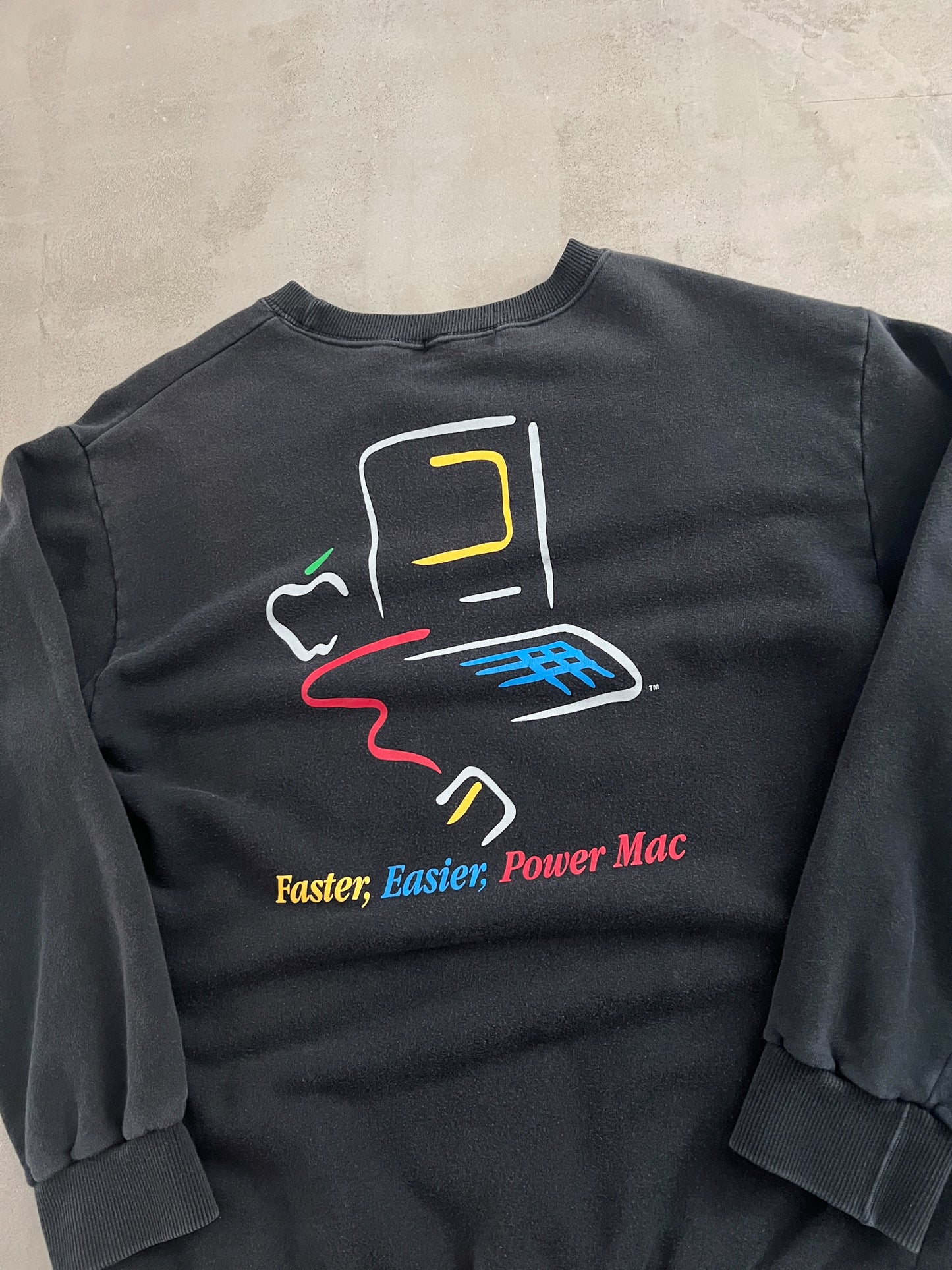 BLACK APPLE SWEATER - 1980S - M/S