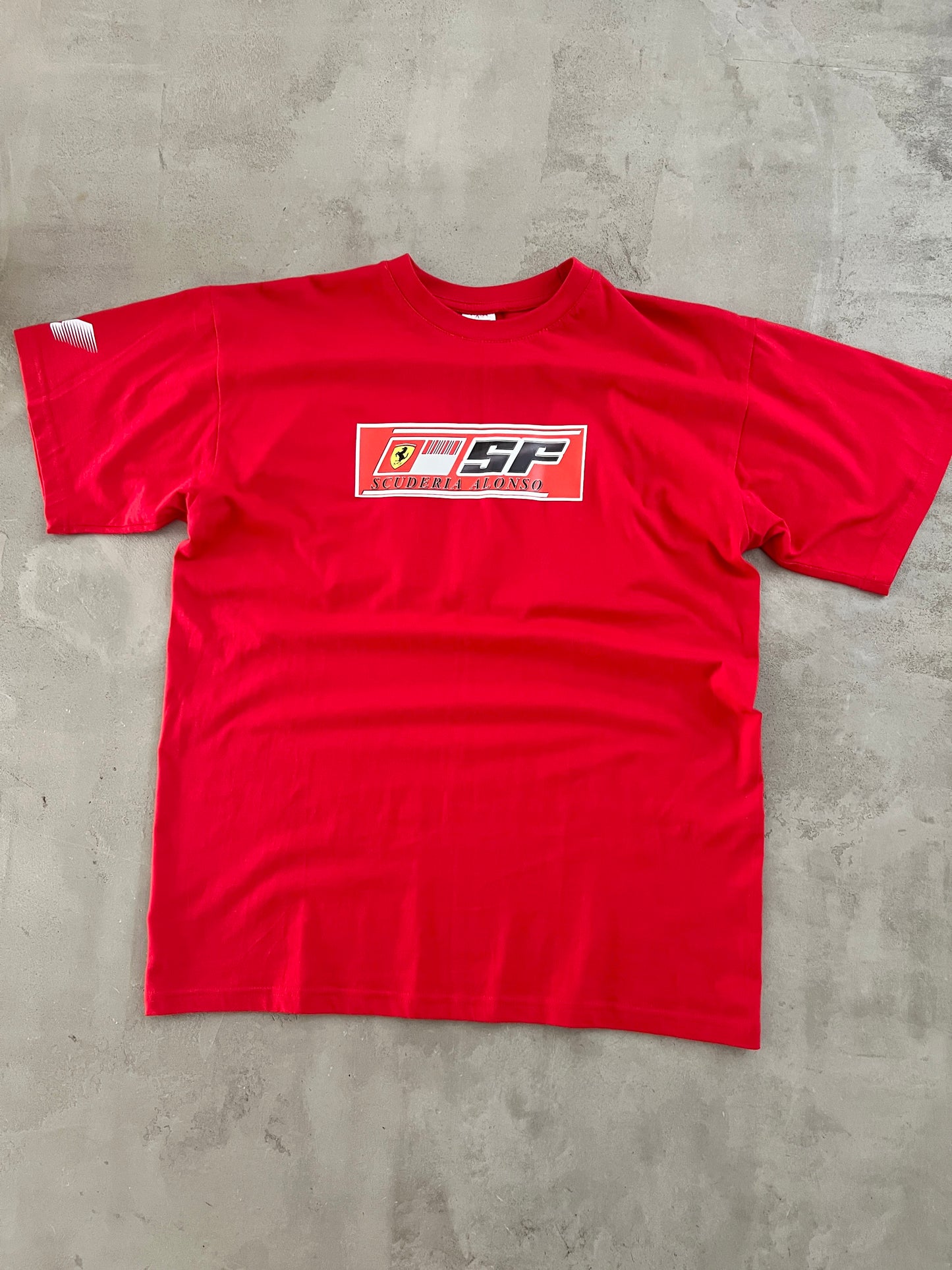 RED FERNANDO ALONSO FERRARI F1 TEE - 2000S - L