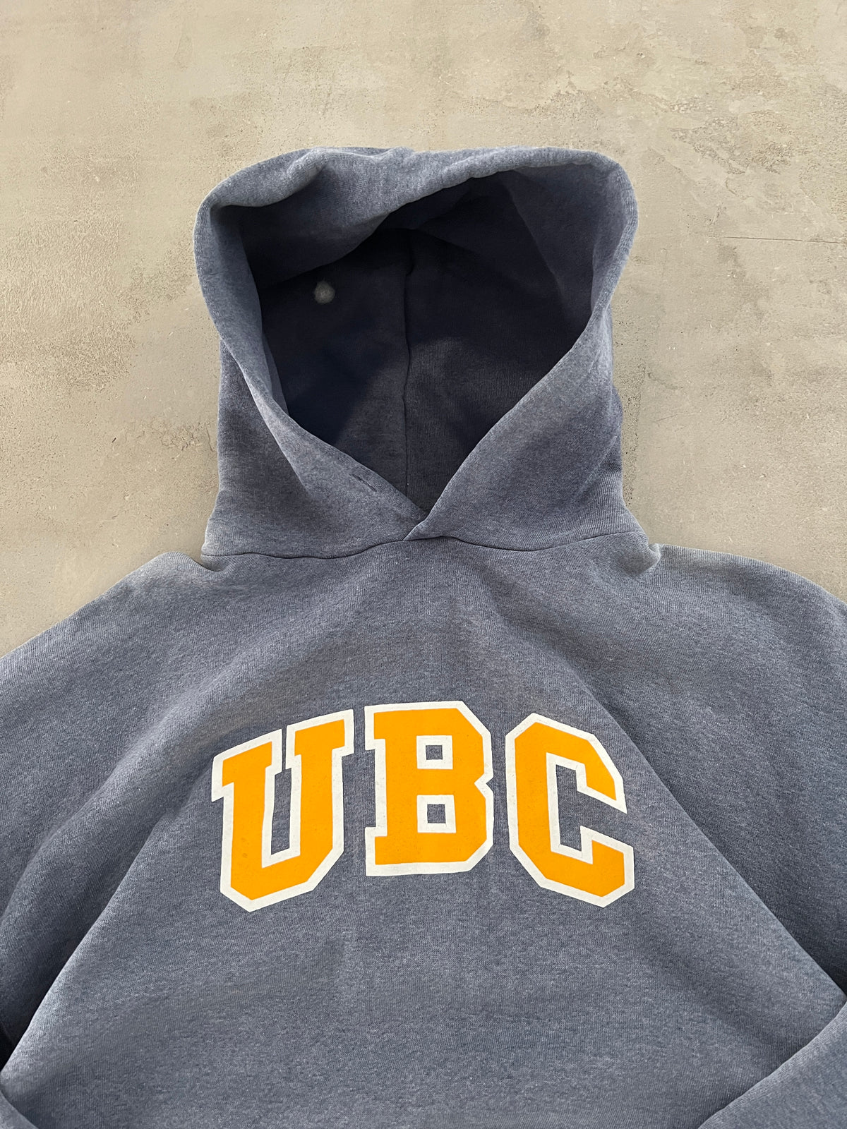 FADED GREY UBC RUSSELL HOODIE - 1990S - L/M
