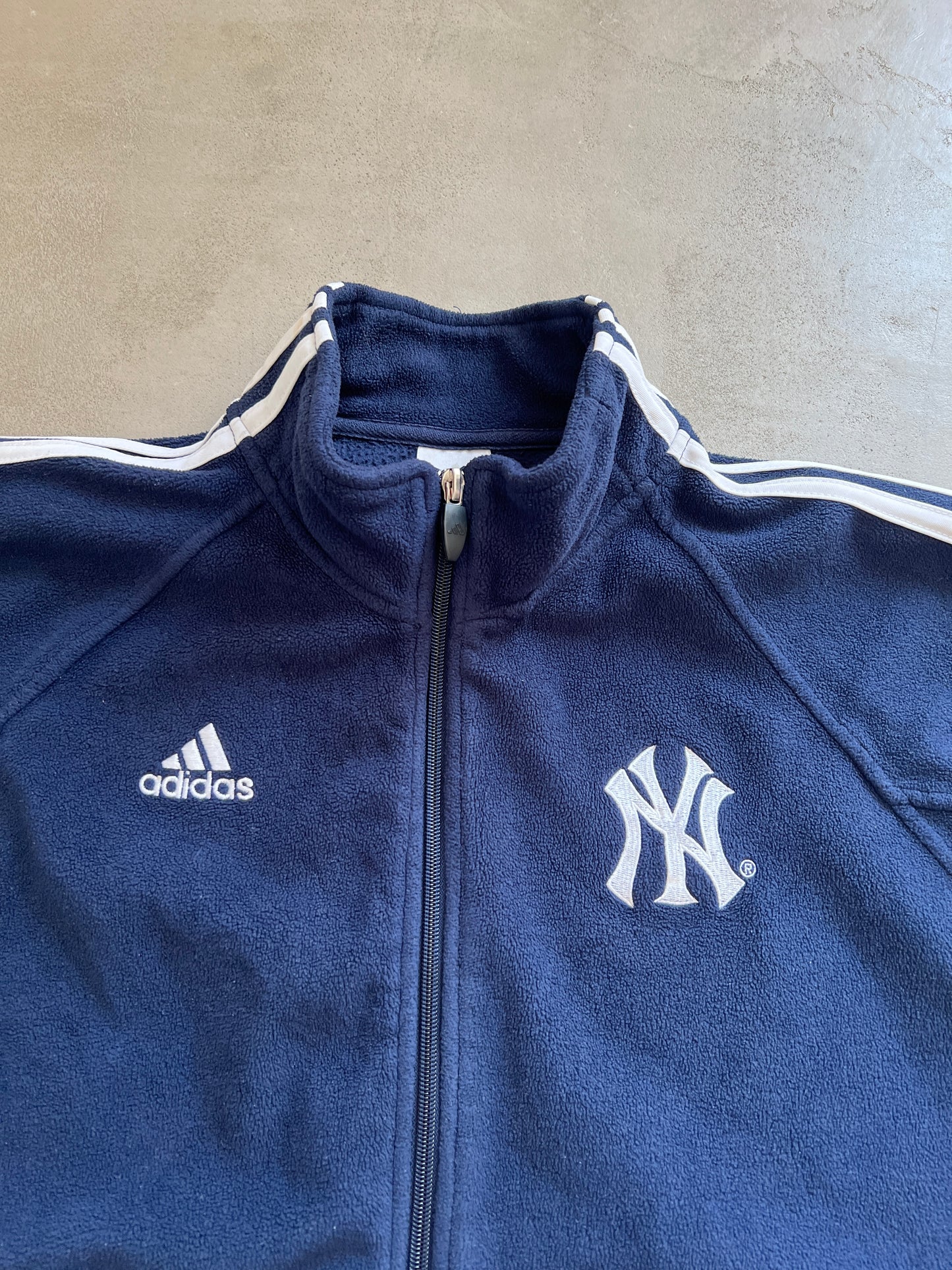 NAVY YANKEES ADIDAS FLEECE - 2000S - M