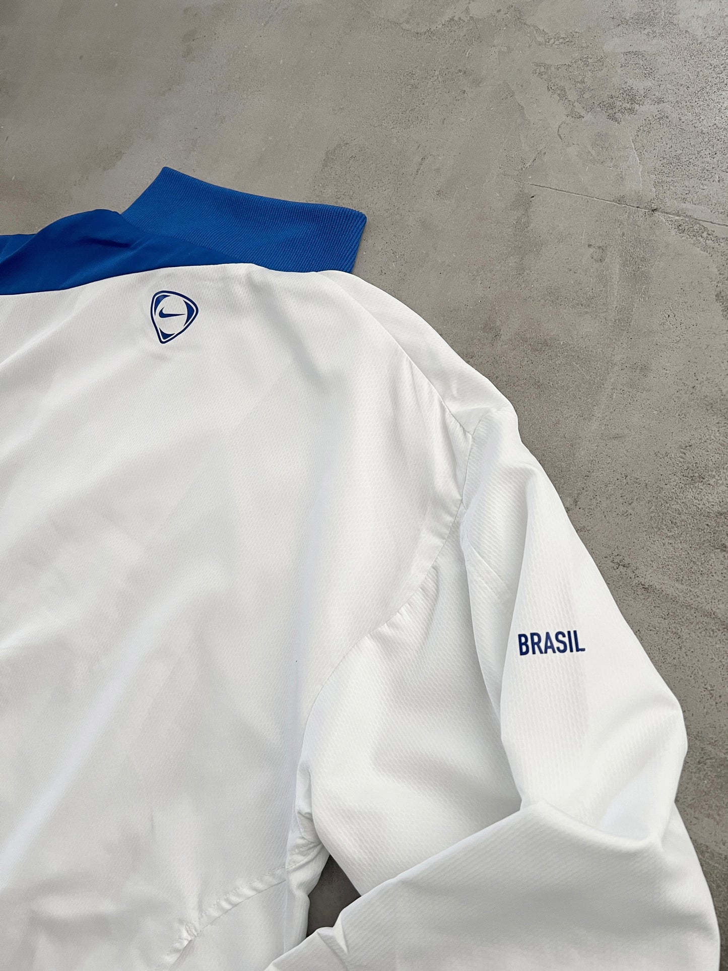 WHITE BRAZIL NIKE TRACK JACKET - 2000S - XL