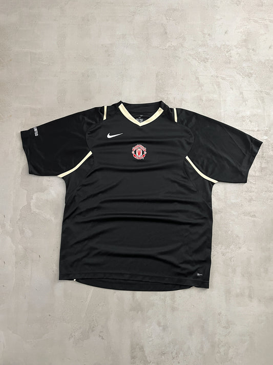 BLACK MANCHESTER UNITED NIKE JERSEY - 2000S - L