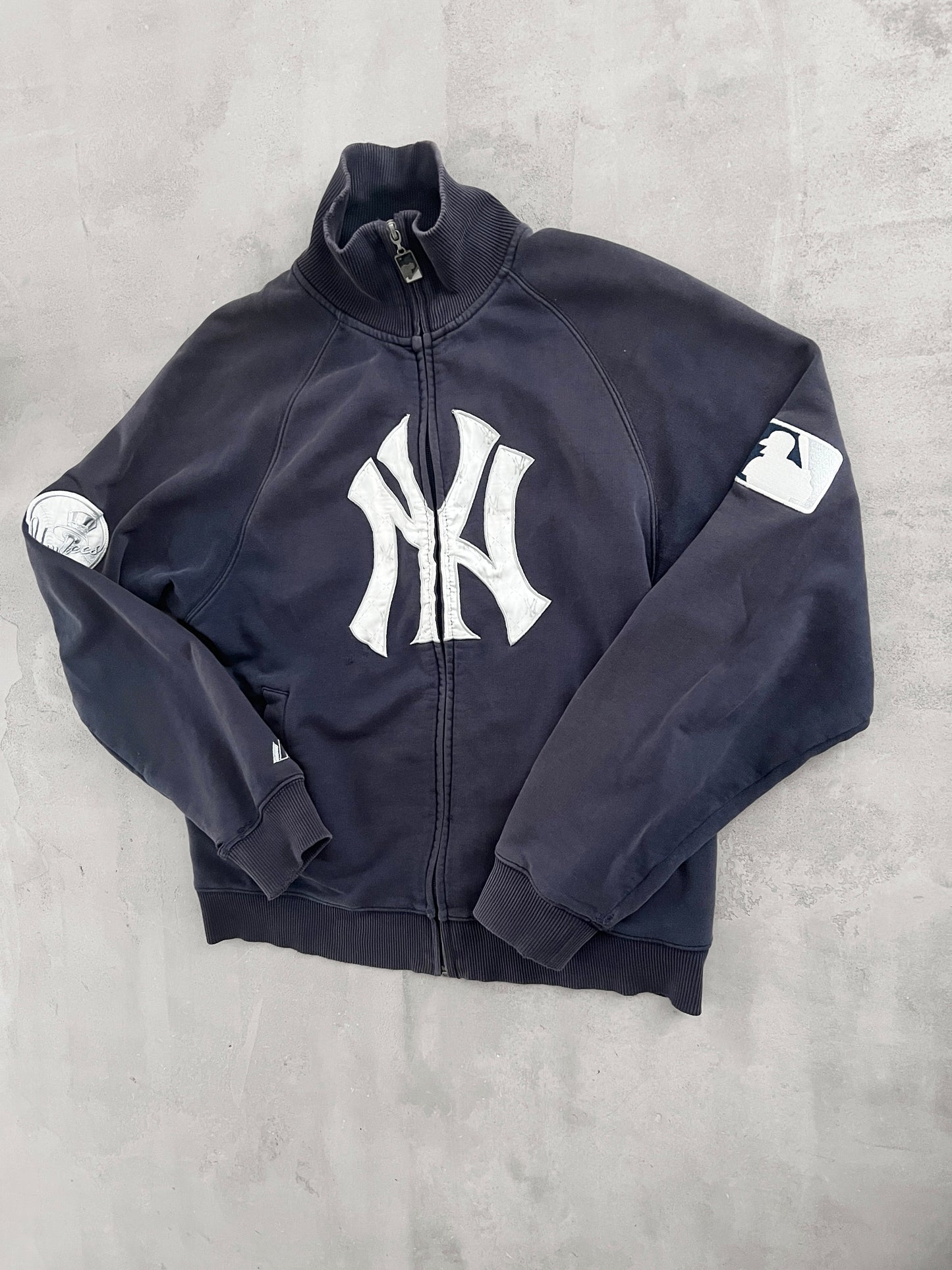 FADED NAVY YANKEES JACKET - 1990S - S